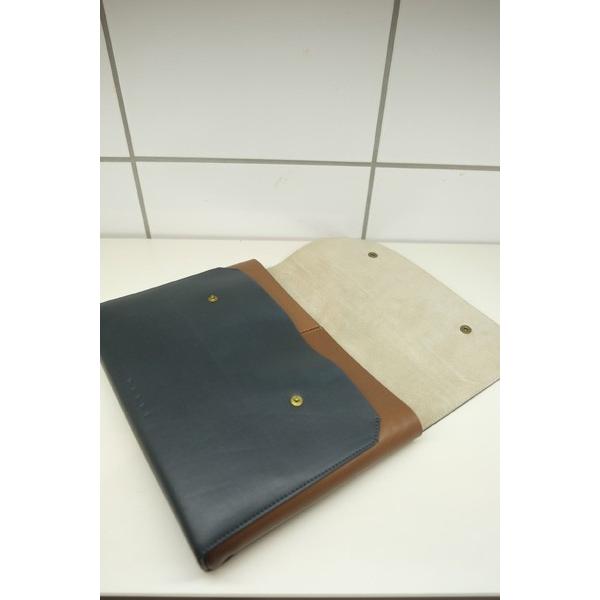 MARNI （マルニ） 　CLUCH BAG クラッチバッグの画像