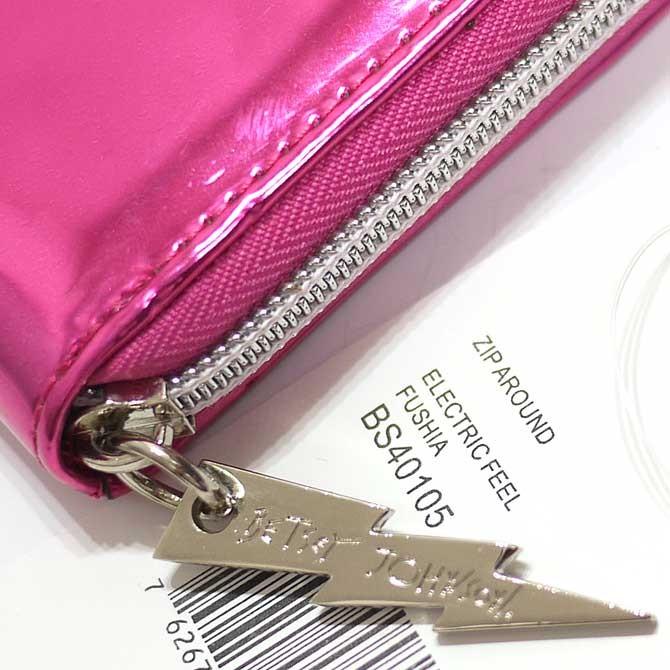 Betsey Johnson（ベッツィジョンソン） 長財布 レディース ラウンド