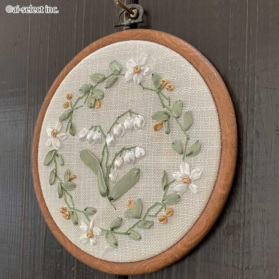 New ai 即納 壁飾り スズラン リボン刺繍 ウォールデコ 約17.5cm