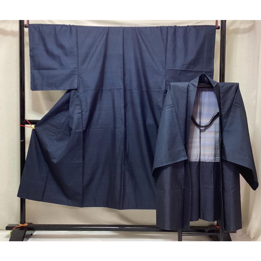 中古品 正絹 男物 本場大島紬 100山亀甲 アンサンブル 着物 羽織 