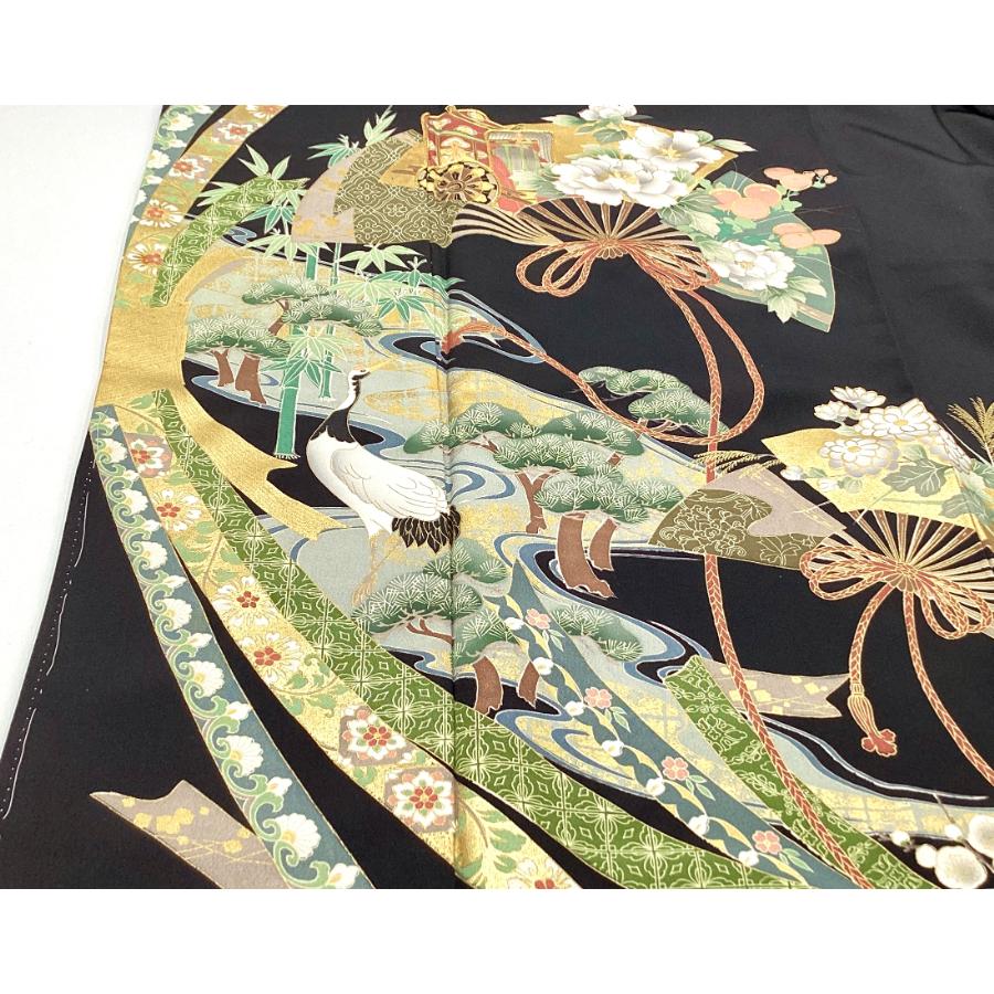 未使用品 正絹 黒留袖 友禅金彩加工 金駒刺繍入り 比翼仕立て 蔦家紋 