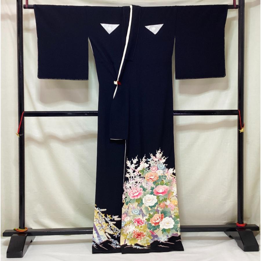 未使用品 正絹 黒留袖 京加賀友禅 比翼仕立て 剣片喰 紋入り 25431 t 