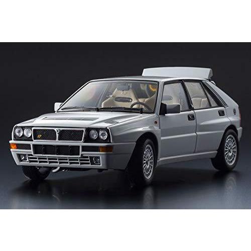 京商オリジナル 1/18 ランチア デルタ インテグラーレ エヴォルツィオーネ II ホワイト 完成品 KS08343W VISION 1/43 ポルシェ 911 (997) Turbo 2006 シルバー 完成品 VM190A RIZ1354874566(11943円)