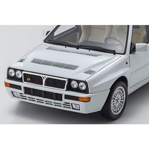 京商オリジナル 1/18 ランチア デルタ インテグラーレ エヴォルツィオーネ II ホワイト 完成品 KS08343W VISION 1/43 ポルシェ 911 (997) Turbo 2006 シルバー 完成品 VM190A RIZ1354874566(11943円)