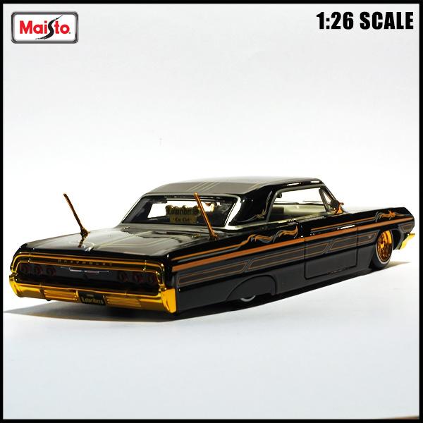 1/26 箱入り ミニカー 1964 CHEVROLET IMPALA SS ブラック ゴールド