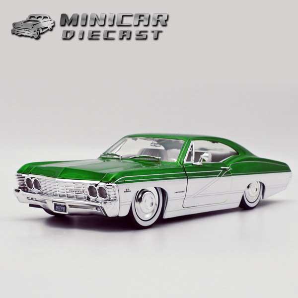 Jada 1/24 箱入り ミニカー 1967 CHEVROLET IMPALA SS キャンディ