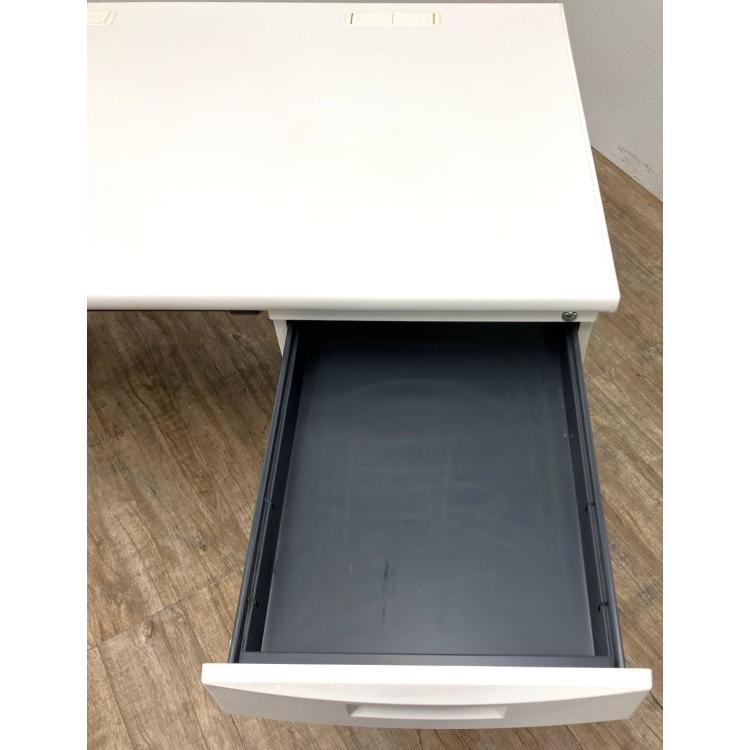 イトーキ 片袖机 CZシリーズ 幅1100 奥行700 ワークデスク パソコンデスク 事務机 PCデスク スチールデスク ホワイト 中古品_5
