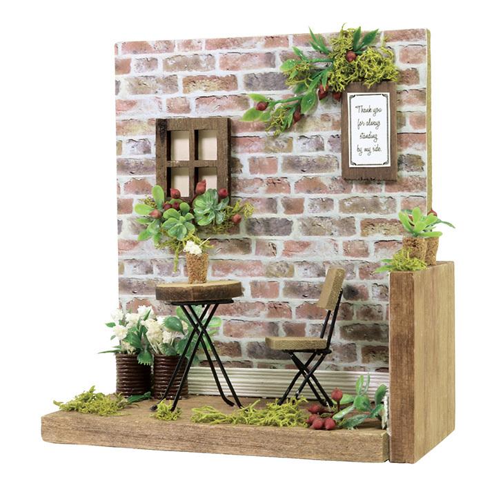 安価 ペーパークラフト道具 材料 手作りキットミニチュア ガーデン ハンドメイド おうち時間 ミニチュアキット ナチュラルハウス 陽のあたるテラス メール便送料無料