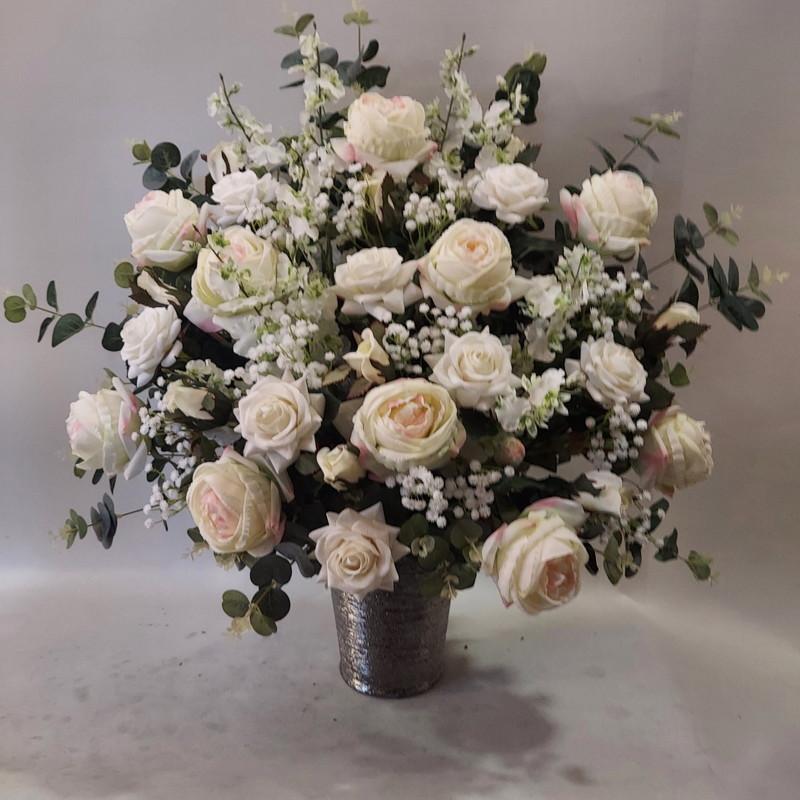 今人気の牡丹咲バラ、リアルで豪華です。牡丹咲バラMIX・白・造花・約高60cm×幅60cm・光触媒