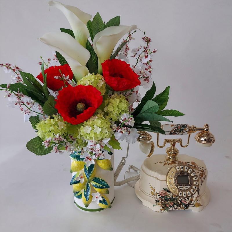 白カラー＆赤ポピーMIXアレンジ・高×幅３８cm