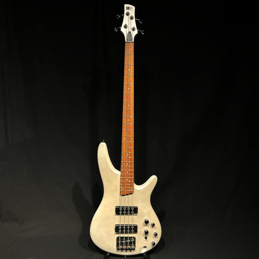 Ibanez SR300E PW Pearl White アイバニーズ ベース 新品 店頭