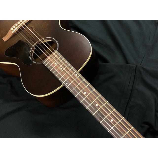 Art&Lutherie Roadhouse Bourbon Burst カナダ製 パーラーサイズ Art&Lutherie Roadhouse Bourbon Burst カナダ製 パーラーサイズ