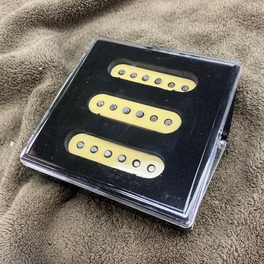 Fender PURE VINTAGE '57 STRATOCASTER PICKUP SET ギター Fender PURE VINTAGE '57 STRATOCASTER PICKUP SET ギター
