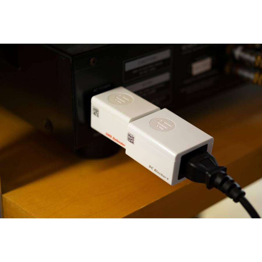 iFi audio Audio DC Blocker+ インレット挿込型 DCサプレッサー iFi audio Audio DC Blocker+ インレット挿込型 DCサプレッサー