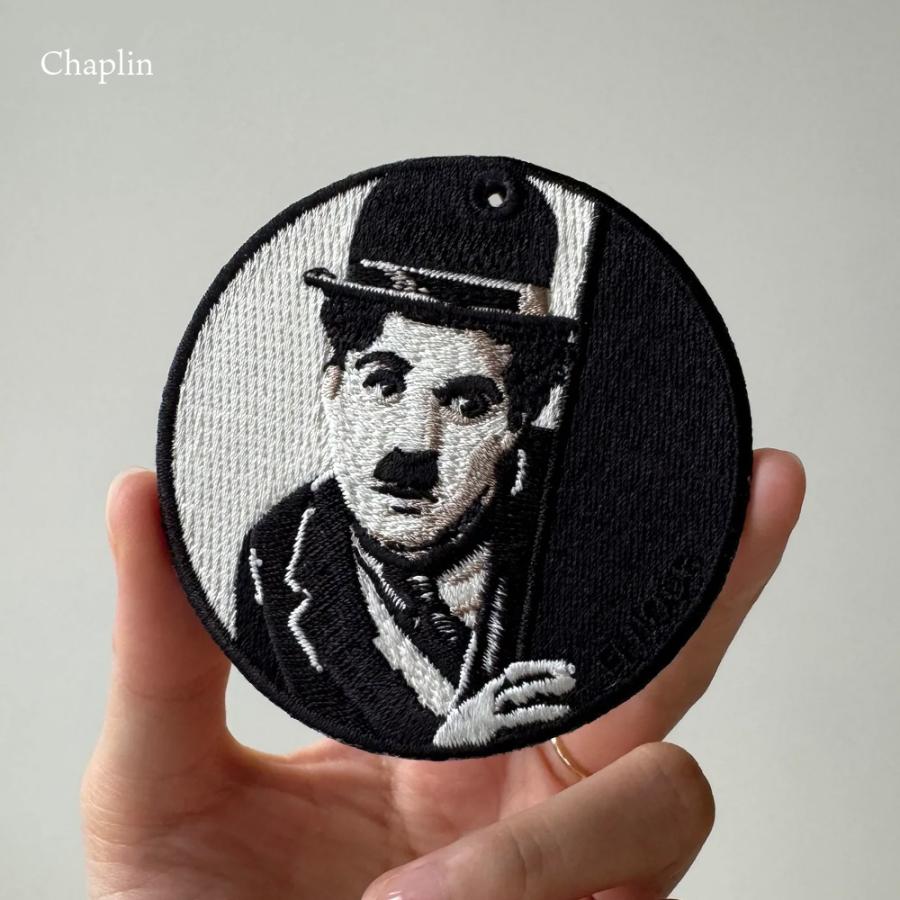 キーホルダー 刺繍 名作 チャーム チャップリン ミケランジェロ ダビデ