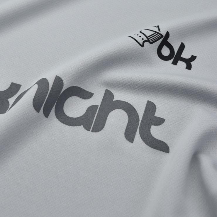 2021新色追加 ブラックナイト BLACK KNIGHT バドミントン スカッシュ ユニ ウェア 半袖プラクティスシャツ Tシャツ プラシャツ T-0180 :BK-T-0180:AIM AGAIN - 通販 - Yahoo!ショッピング 2021新色追加 ブラックナイト BLACK KNIGHT バドミントン スカッシュ ユニ ウェア 半袖プラクティスシャツ Tシャツ プラシャツ T-0180 :BK-T-0180:AIM AGAIN - 通販 - Yahoo!ショッピング