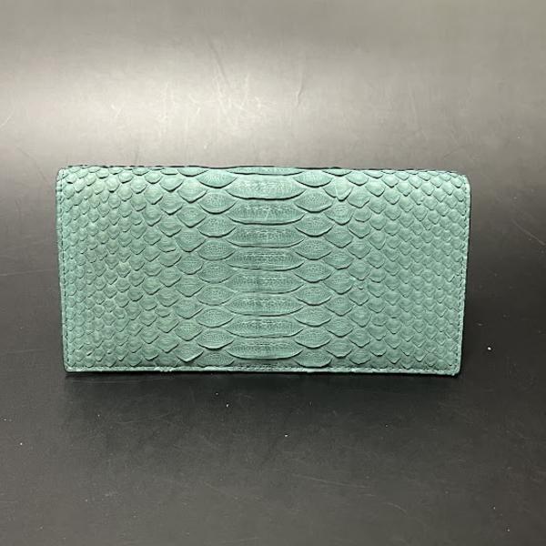 ダ*ナ様 【極美品】イルビゾンテレザー 限定長財布 ダークグリーン ダ*ナ様 【極美品】イルビゾンテレザー 限定長財布 ダーク