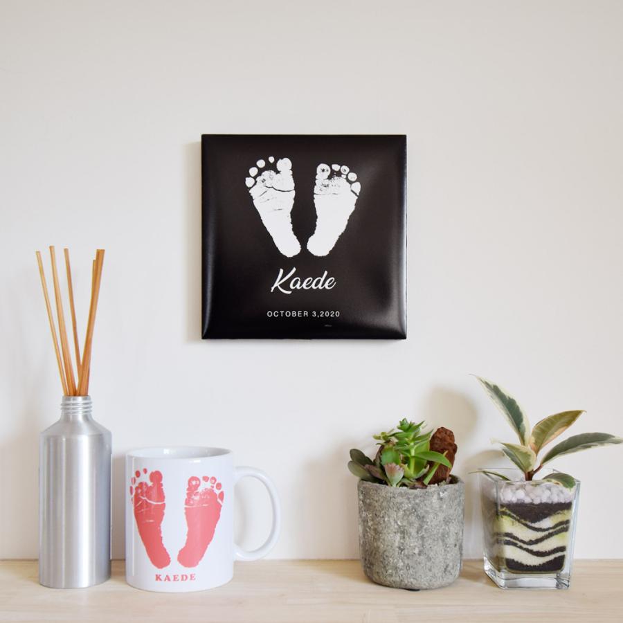 【アイフォト｜赤ちゃんスクエア足型パネルブラック】敬老の日 父の日 母の日  出産祝い 出産記念 内祝い ギフト 足形手形 インテリア 名入れ 誕生日 | 