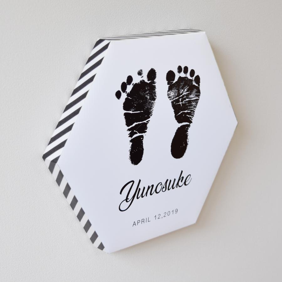【アイフォト｜赤ちゃんヘキサゴン足型パネルホワイト】敬老の日 父の日 母の日  出産祝い 出産記念 内祝い ギフト 記念 足形手形 名入れ 誕生日 |  | 03