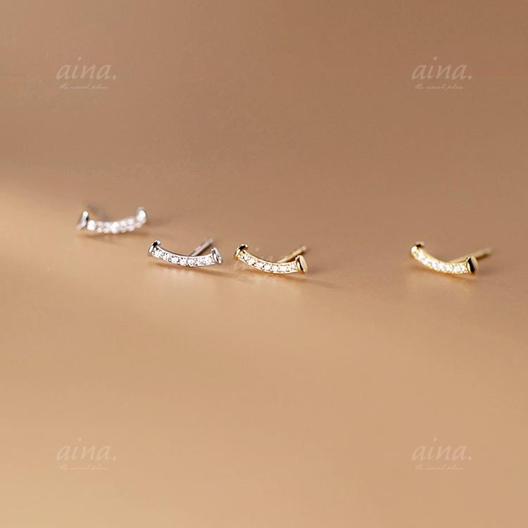 ピアス レディース 金属アレルギー対応 ニッケルフリー SV925 プラチナ仕上げ 18金仕上げ K18GP スマイル 小さい 小さめ 両耳用 20代 30代 40代 | ブランド登録なし | 01