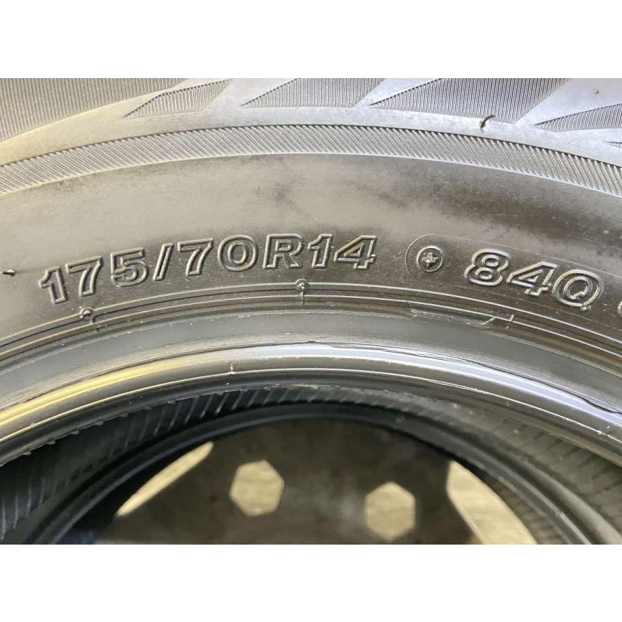 BRIDGESTONE（ブリヂストン） 中古タイヤ スタッドレスタイヤ 2本