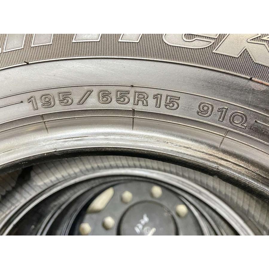 中古タイヤ スタッドレスタイヤ 4本セット 195/65R15 オートバックス