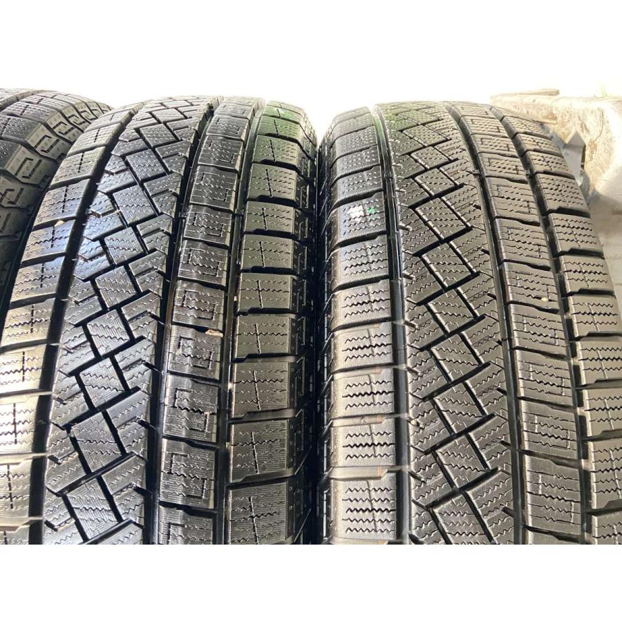 (未使用)さいたま 急ぎOK！ 175/65R15ピレリ スタッドレス4本　② PIRELLI（ピレリ） 中古タイヤ スタッドレスタイヤ 4本セット 175