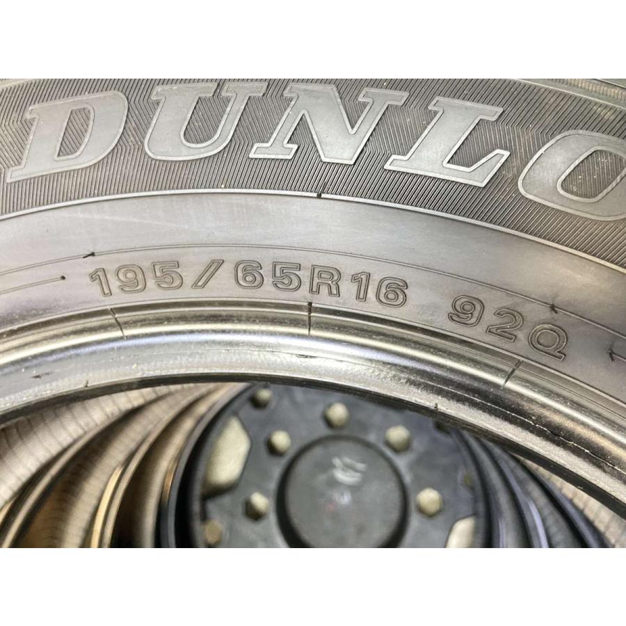 【法人出品】ダンロップ WM02 23年製 195/65R16 4本 スタッドレスタイヤ 良溝 中古 DUNLOP（ダンロップ） 中古タイヤ スタッドレスタイヤ 4本セット 195