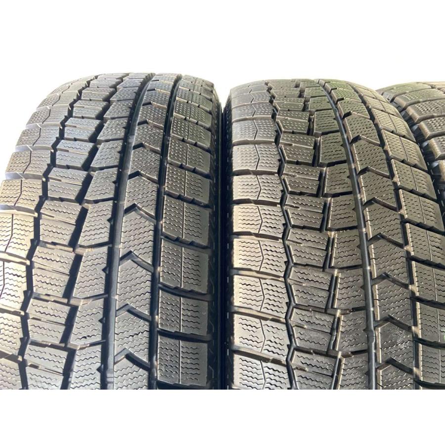 ダンロップ ウインターマックスWM02 スタッドレス 4本セット 中古 DUNLOP（ダンロップ） 中古タイヤ スタッドレスタイヤ 4本セット 215