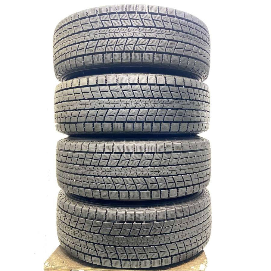 中古スタッドレス225/60R17ダンロップ4本セット　新品同様24年製 DUNLOP（ダンロップ） 中古タイヤ スタッドレスタイヤ ホイールセット