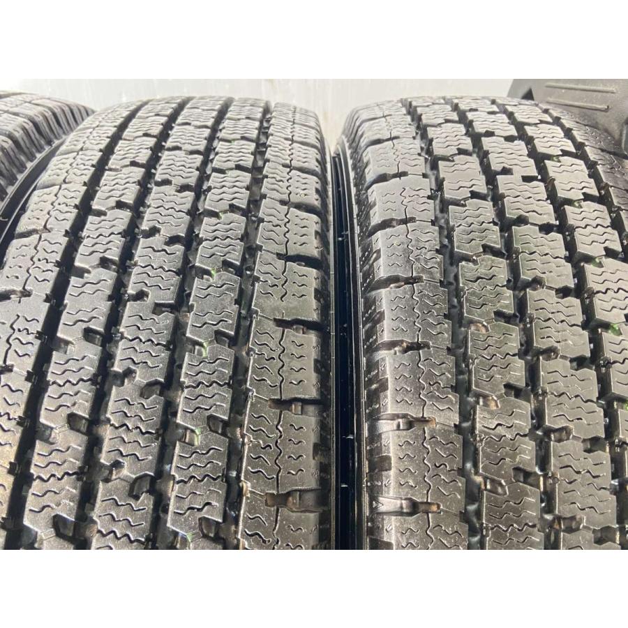 TOYO TIRES（トーヨータイヤ） 中古タイヤ スタッドレスタイヤ 4本