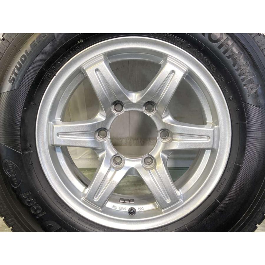 ヨコハマタイヤ（YOKOHAMA TIRE） 中古タイヤ スタッドレスタイヤ 