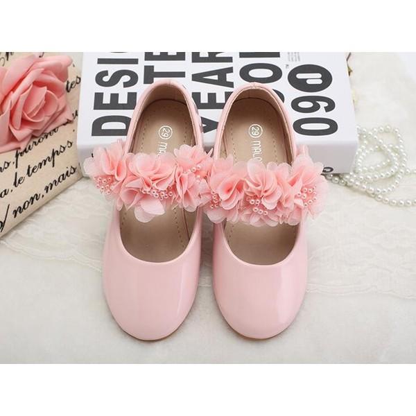 キャンペーンもお見逃しなく 子供服 フォーマルシューズ ジュニア結婚式靴 キッズシューズ子供靴 Pu靴 ピアノ発表会 可愛い花柄 結婚式 入学式 白 おしゃれ