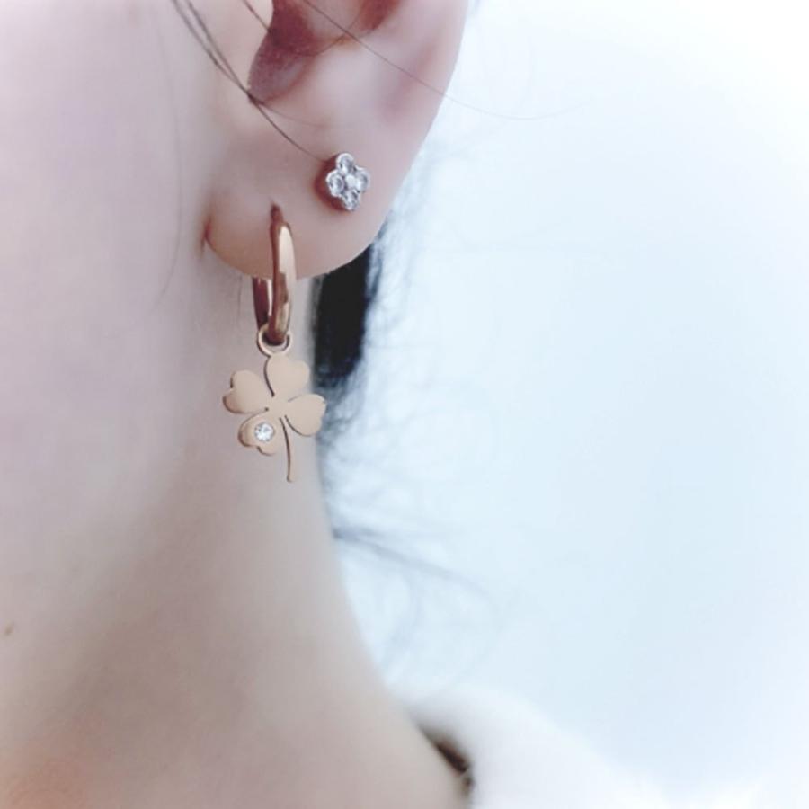 ピアス 四つ葉のクローバー 両耳用 ローズゴールド アクセサリー 
