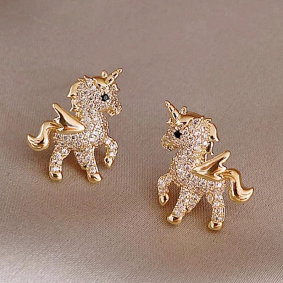 218 ブローチシリーズユニコーンブラック✖︎シルバー　ピアスorイヤリング ピアス ユニコーン unicorn ジルコニア 両耳用 アクセサリー