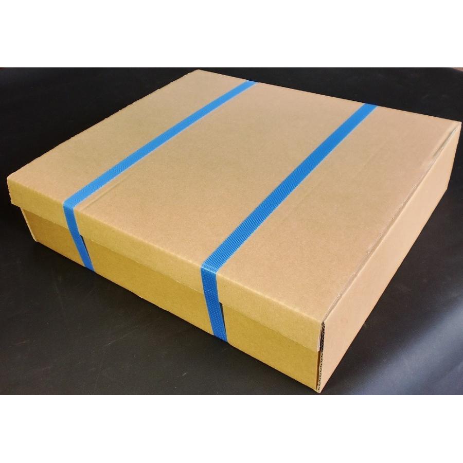 トマト出荷用段ボールと蓋