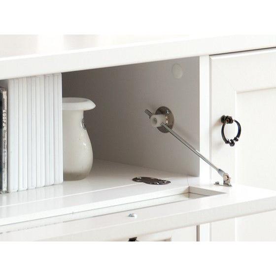 ⭐︎希少⭐︎ 北欧　ホワイトラタンチェスト　キャビネット　3段　6杯　キャリー付 ⭐︎希少⭐︎ 北欧 ホワイトラタンチェスト キャビネット 3段 6