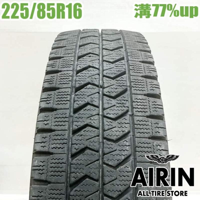 BRIDGESTONE（ブリヂストン） 中古タイヤ 225/85R16 121/119N ブリザック W989 スタッドレスタイヤ 1本単品 ...