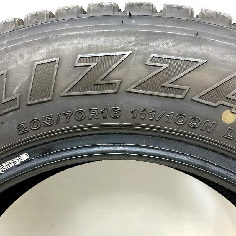 BRIDGESTONE（ブリヂストン） 中古タイヤ 205/70R16 111/109N 