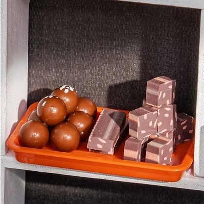 ROBOTIME Henry's Chocolate【DG174】Rolife DIYミニチュアハウス
