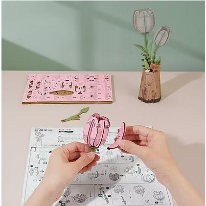 【追跡可能メール便なら送料230円】【6,000円以上で送料無料対象商品】ROBOTIME　Pink Tulip【TW082】3Dウッドパズル（英語版製品） |  | 02