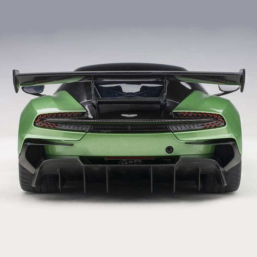 アストンマーチン（ASTON MARTIN） ヴァルカン メタリック・グリーン 1