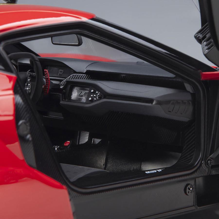 ミニカー 1/18 フォード GT アラン マン ヘリテージ