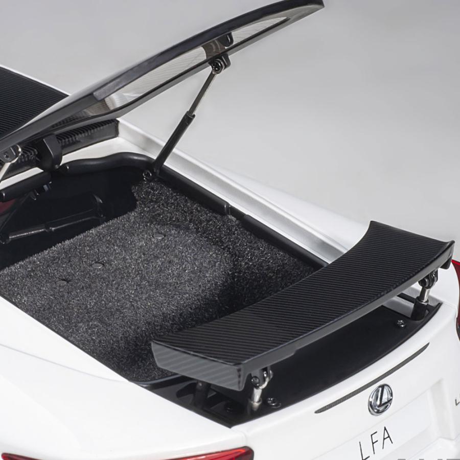 ミニカー 1/18 レクサス LFA ホワイテスト ホワイト ブラック ミニカー 1/18 レクサス LFA ホワイテスト ホワイト ブラック