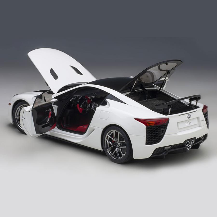 ミニカー 1/18 レクサス LFA ホワイテスト ホワイト ブラック ミニカー 1/18 レクサス LFA ホワイテスト ホワイト ブラック
