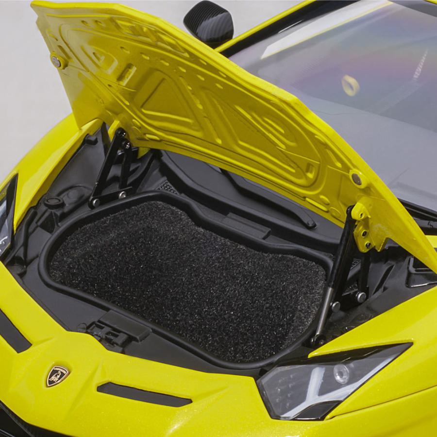 Lamborghini ミニカー 1/18 ランボルギーニ アヴェンタドール Lamborghini ミニカー 1/18 ランボルギーニ アヴェンタドール
