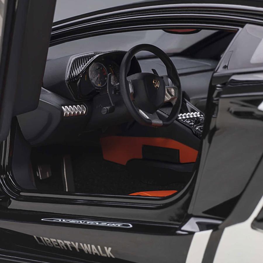 Lamborghini（ランボルギーニ） ミニカー 1/18 アヴェンタドール