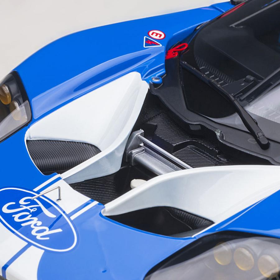 ミニカー 1/18 フォード GT 2019 #68 ル マン 24時間レース LMGTE Pro