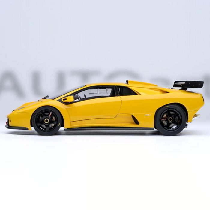 ランボルギーニ ミニカー 1/18 ディアブロ AUTOART スポーツカー