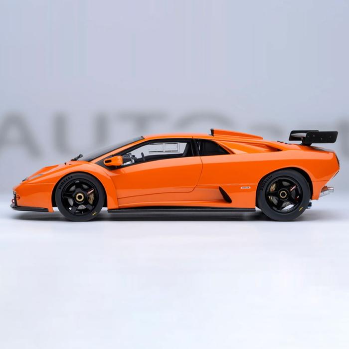 ランボルギーニ ミニカー 1/18 ディアブロ AUTOART スポーツカー